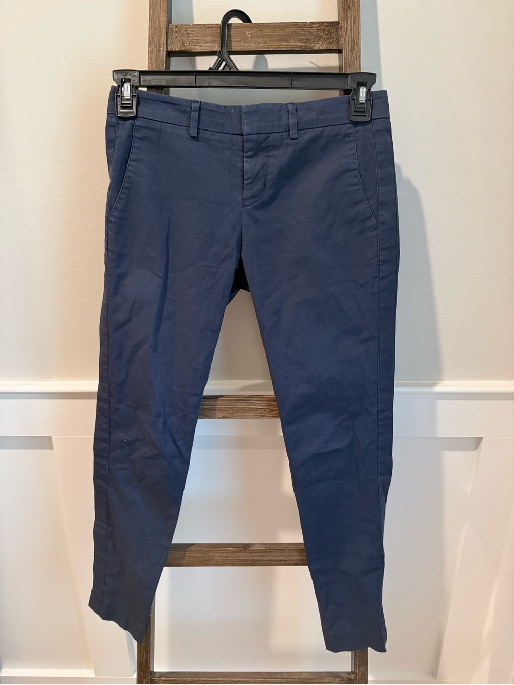 Vince Navy Blue Slim Chino Pants size 0